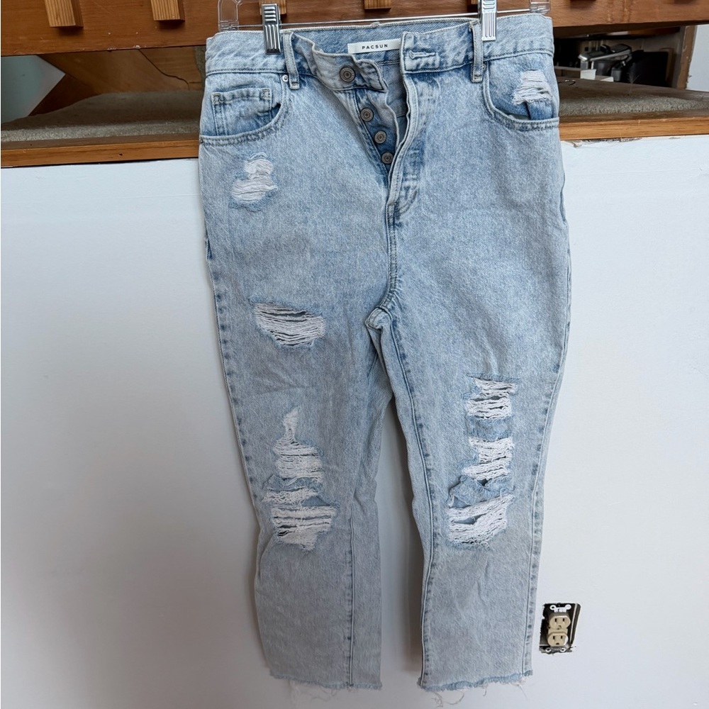 PacSun Light Wash Distressed Cropped Jeans